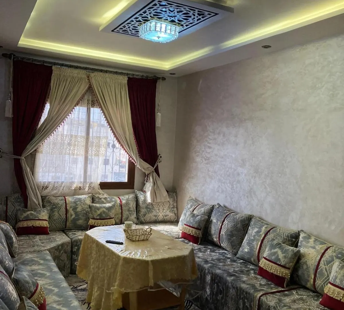 Typical Moroccan Apartment & Wifi Agádír